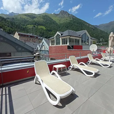 Garden & Balneo Aparthotel Cauterets