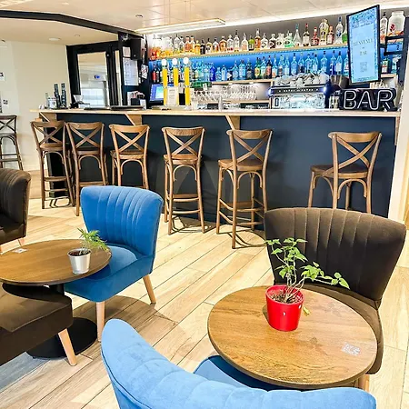 Garden & Balneo 코트레