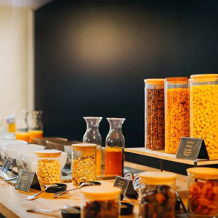 Garden & Balneo 아파트호텔 코트레