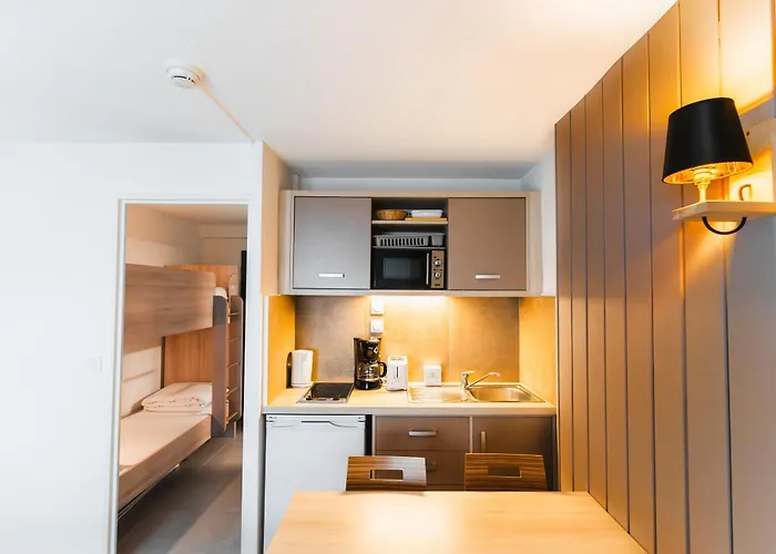 Garden & Balneo Apartahotel 3*